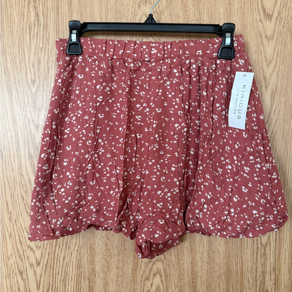 New Kirious Los Angeles Mauve Pink Floral Puffer Shorts